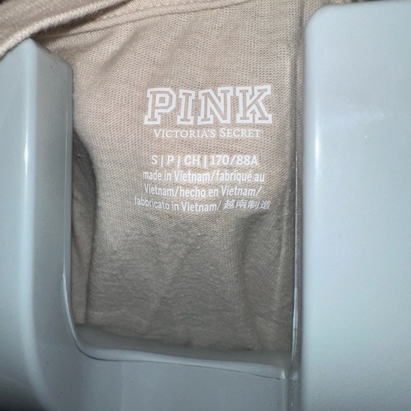PINK Victoria's Secret Cream Short Sleeve T-Shirt - Picture 4 of 4